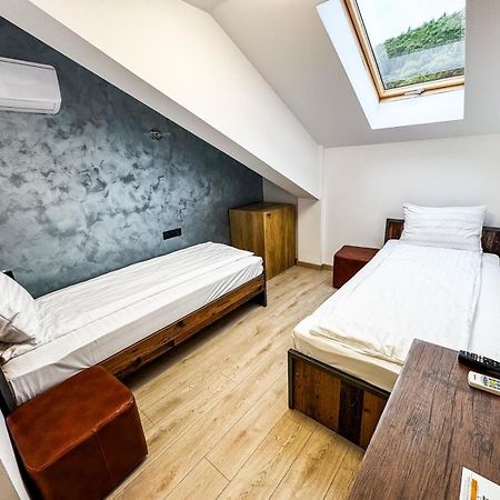 Motel Dalia Gilău Zewnętrze zdjęcie